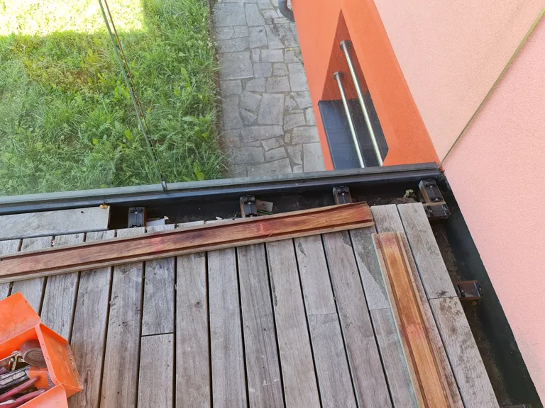 Étanchéité de terrasse et traitement du bois